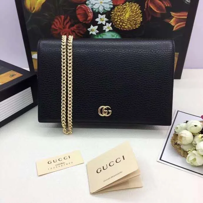 Gucci Marmont bags for women with a snakeskin - effect panelGucci Bags