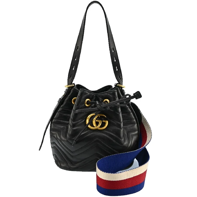 Women Gucci bags with a front - zip pocket for small itemsGucci Marmont Black Crossbody