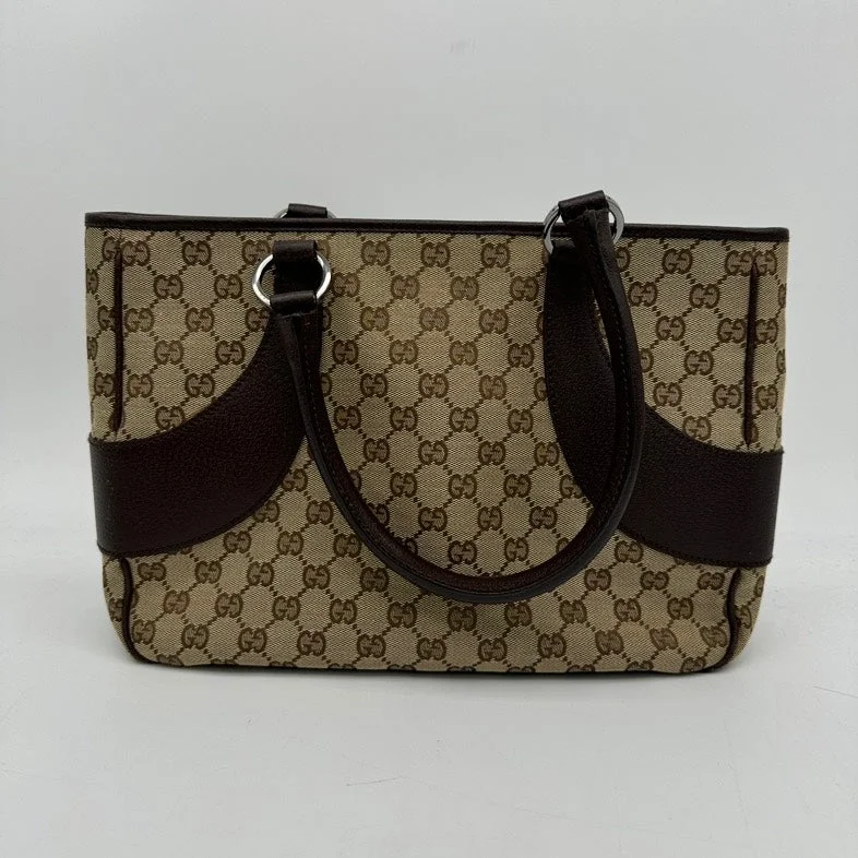 Small - sized Women Gucci shoulder bags for evening outingsGucci Canvas Leather Shoulder Bag Brown Medium