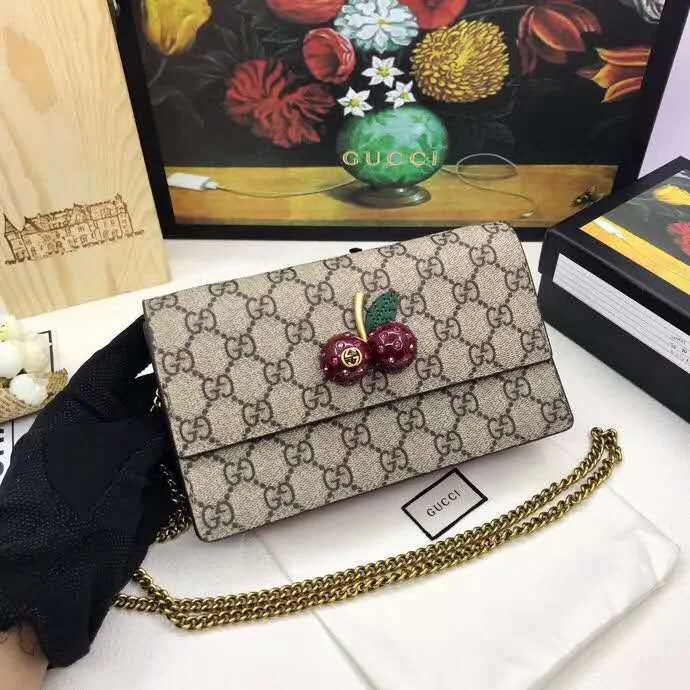 Small - sized Women Gucci shoulder bags for evening outingsGucci Bags