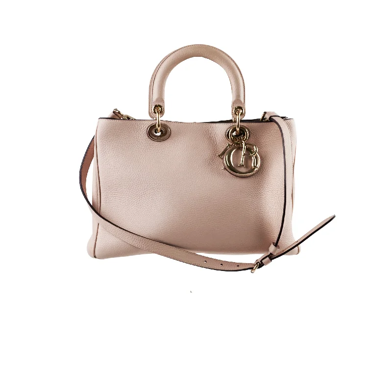 Stylish Christian Dior shoulder bags with a tassel - adorned zipperChristian Dior Medium Diorissimo Tote Blush Pink