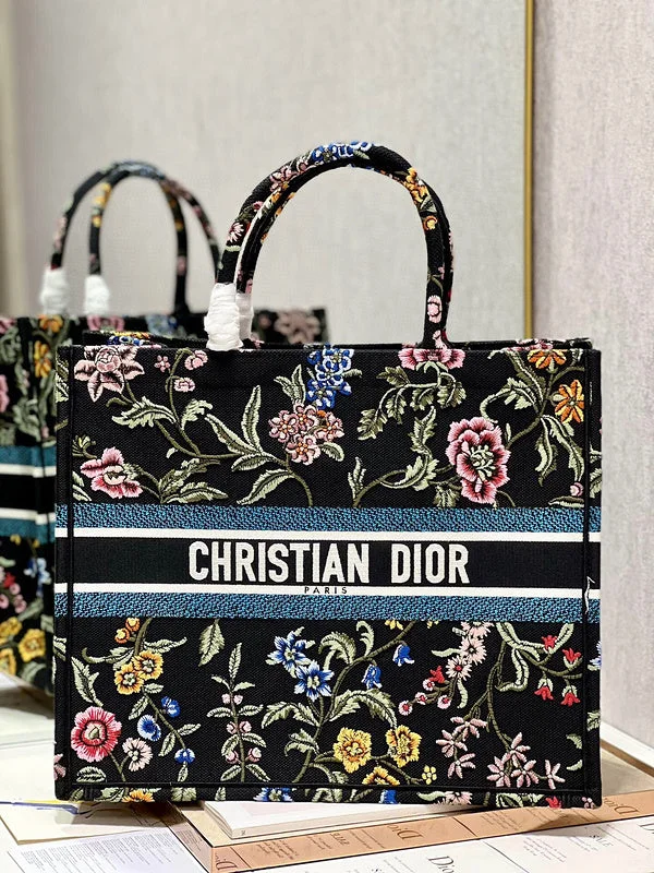 Christian Dior Saddle bags with a patent leather finish for a shiny lookBC - Dior Bags - 1201