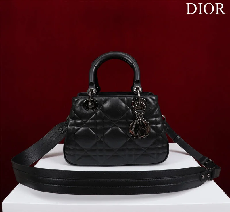 High - fashion Christian Dior bags with a geometric patternChristian Dior  Bags - 2812