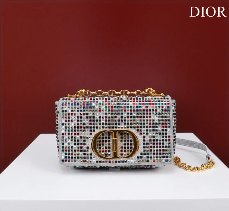 Luxury Christian Dior crossbody bags with a chain - link strapChristian Dior  Bags - 3226