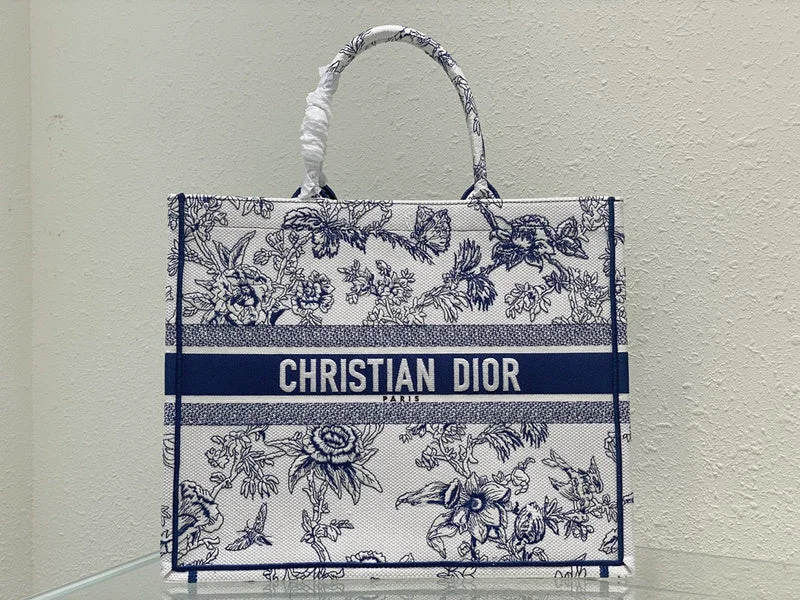 Christian Dior handbags with a back - pocket for quick storageChristian Dior  Bags - 3276