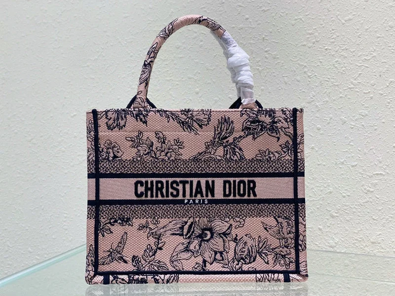 High - fashion Christian Dior bags with a geometric patternChristian Dior  Bags - 3287