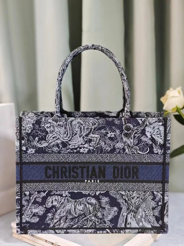 Luxury Christian Dior crossbody bags with a chain - link strapChristian Dior  Bags - 333