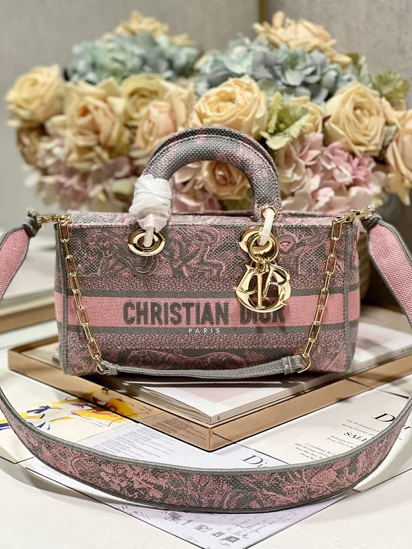 Christian Dior crossbody bags with a front - flap pocket for easy accessChristian Dior  Bags - 334