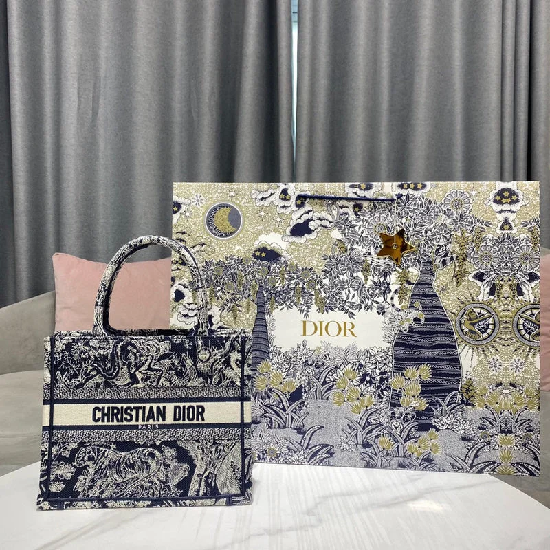 Stylish Christian Dior shoulder bags with a tassel - adorned zipperChristian Dior  Bags - 3353