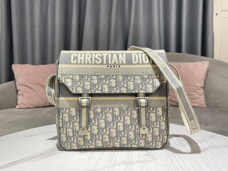 High - fashion Christian Dior bags with a geometric patternChristian Dior  Bags - 3384