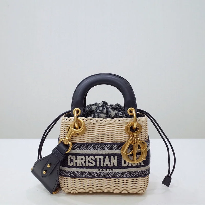 Christian Dior handbags with a removable shoulder strap for versatilityChristian Dior  Bags - 4029