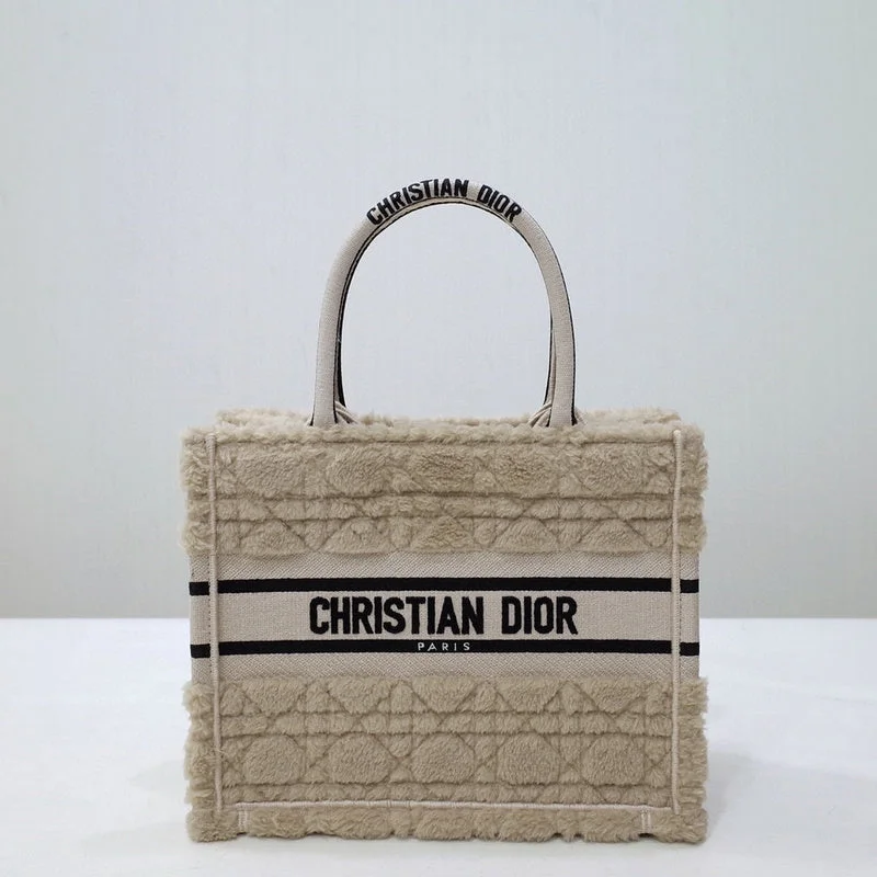 Christian Dior handbags with a snap - button closure and a decorative buckleChristian Dior  Bags - 4062