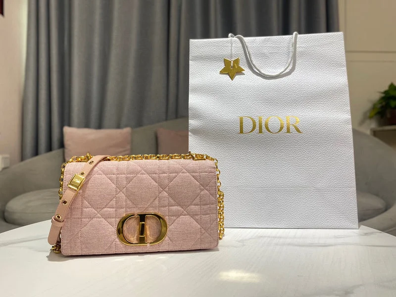 Fashion - forward Christian Dior tote bags for the modern womanChristian Dior  Bags - 4086