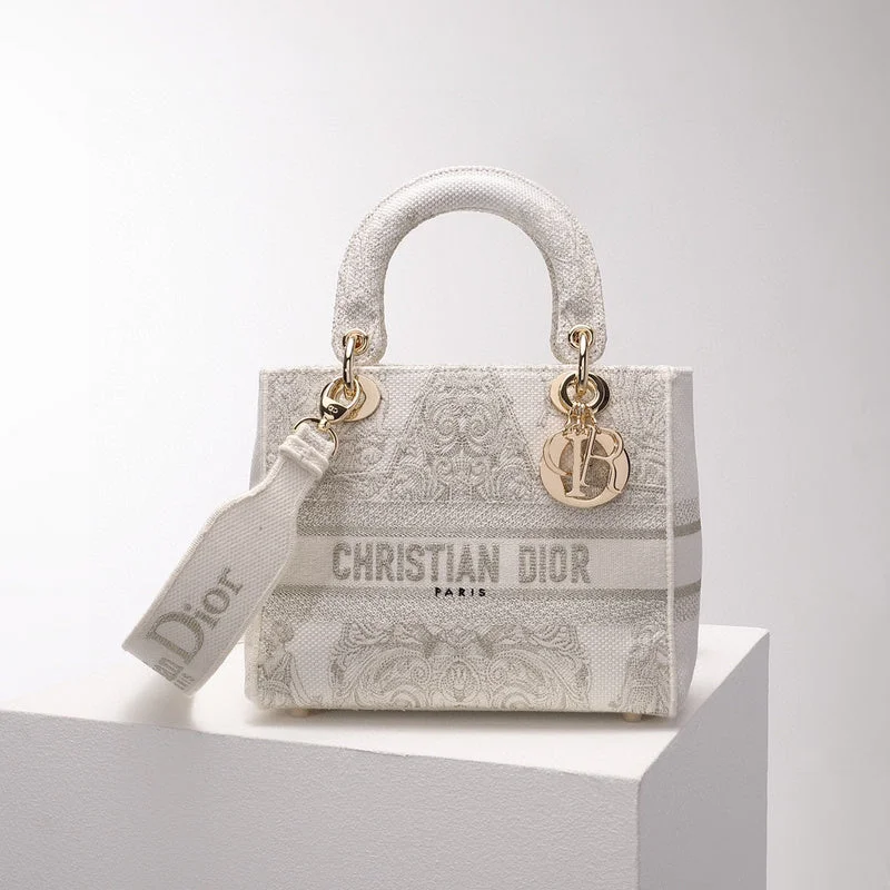 Trendsetting Christian Dior crossbody bags with a colorful strapChristian Dior  Bags - 4093