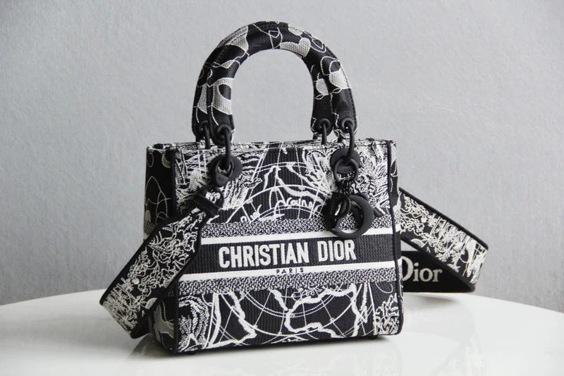 Christian Dior crossbody bags with a front - flap pocket for easy accessChristian Dior  Bags - 4095