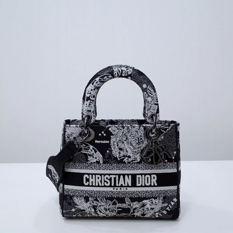 Stylish Christian Dior shoulder bags with a tassel - adorned zipperChristian Dior  Bags - 4106