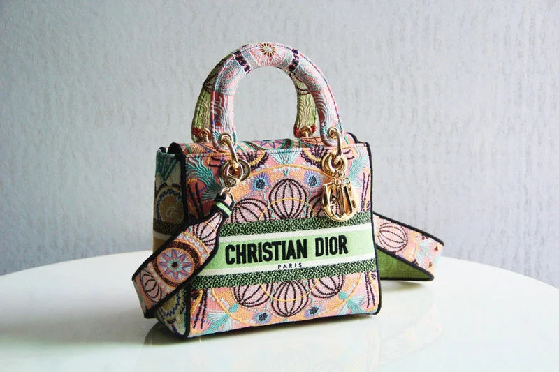 High - fashion Christian Dior bags with a geometric patternChristian Dior  Bags - 4110