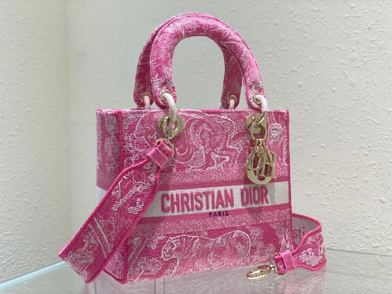 Stylish Christian Dior shoulder bags with a tassel - adorned zipperChristian Dior Medium Lady D Lite Bag