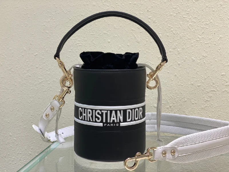 Christian Dior bags with a quilted pattern and gold - toned hardwareChristian Dior Small Vibe Bucket Bag Black