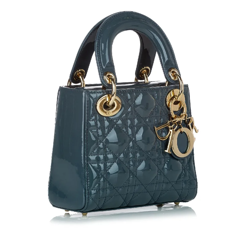 Stylish Christian Dior shoulder bags with a tassel - adorned zipperDior Cannage Lady Dior Patent Leather Satchel (30911)