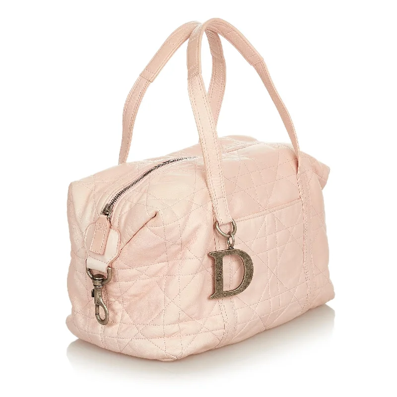 High - fashion Christian Dior bags with a geometric patternDior Cannage Leather Handbag (25577)