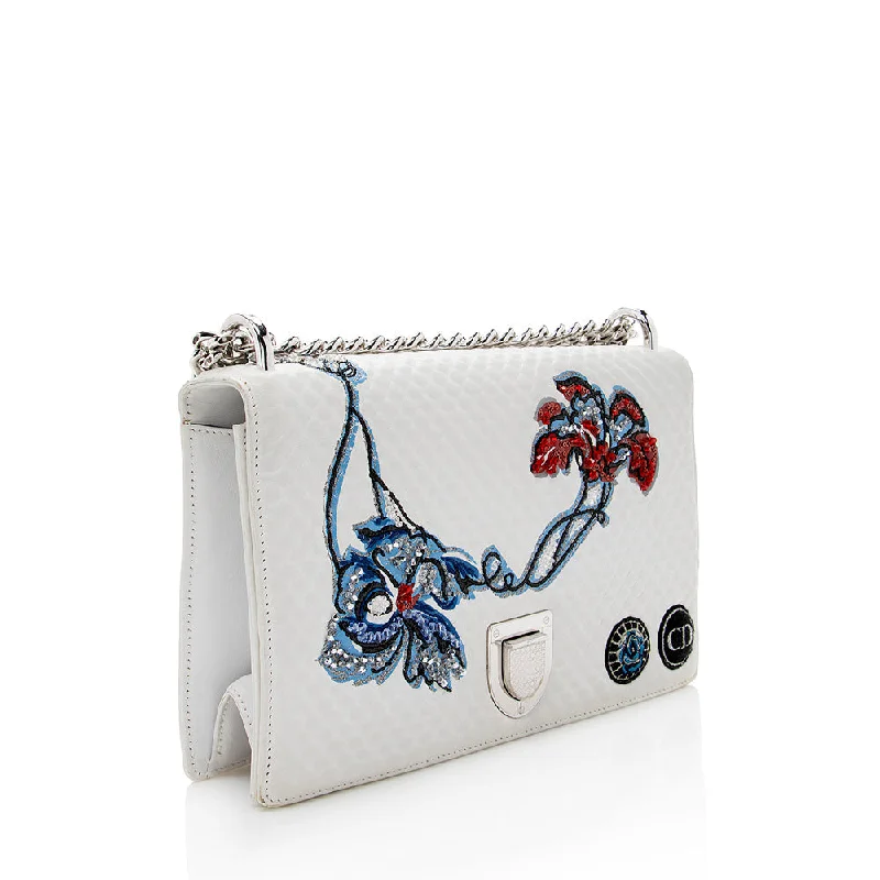 Christian Dior handbags with a detachable mirror for on - the - go touch - upsDior Leather Embroidered Diorama Flap Shoulder Bag (SHF-17631)