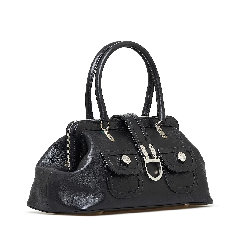 Christian Dior handbags with a removable shoulder strap for versatilityDior Leather Frame Handbag (SHG-x7MbkK)