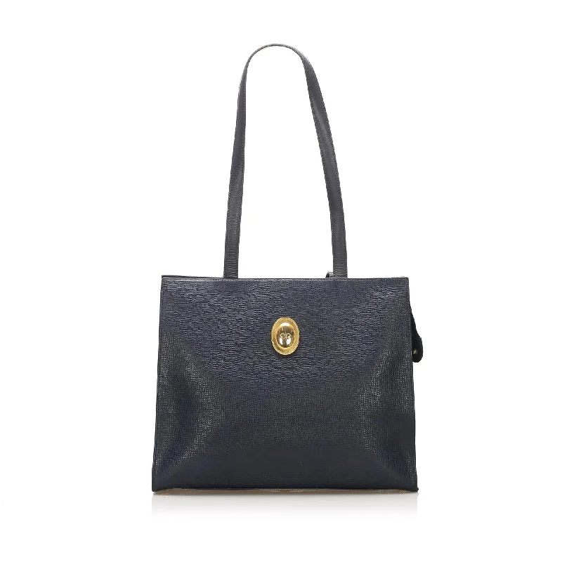 Stylish Christian Dior shoulder bags with a tassel - adorned zipperDior Leather Tote Bag (SHG-11506)