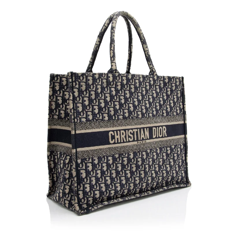 High - fashion Christian Dior bags with a geometric patternDior Oblique Book Tote (SHF-23830)