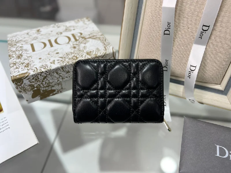 Christian Dior Saddle bags with a patent leather finish for a shiny lookWF - Dior Bag - 093