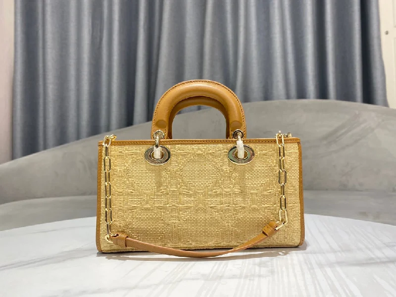 Christian Dior bags with a quilted pattern and gold - toned hardwareWF - Dior Bag - 109