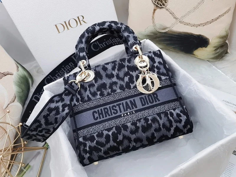 Christian Dior Saddle bags with a studded trim for a bold lookWF - Dior Bags - 405